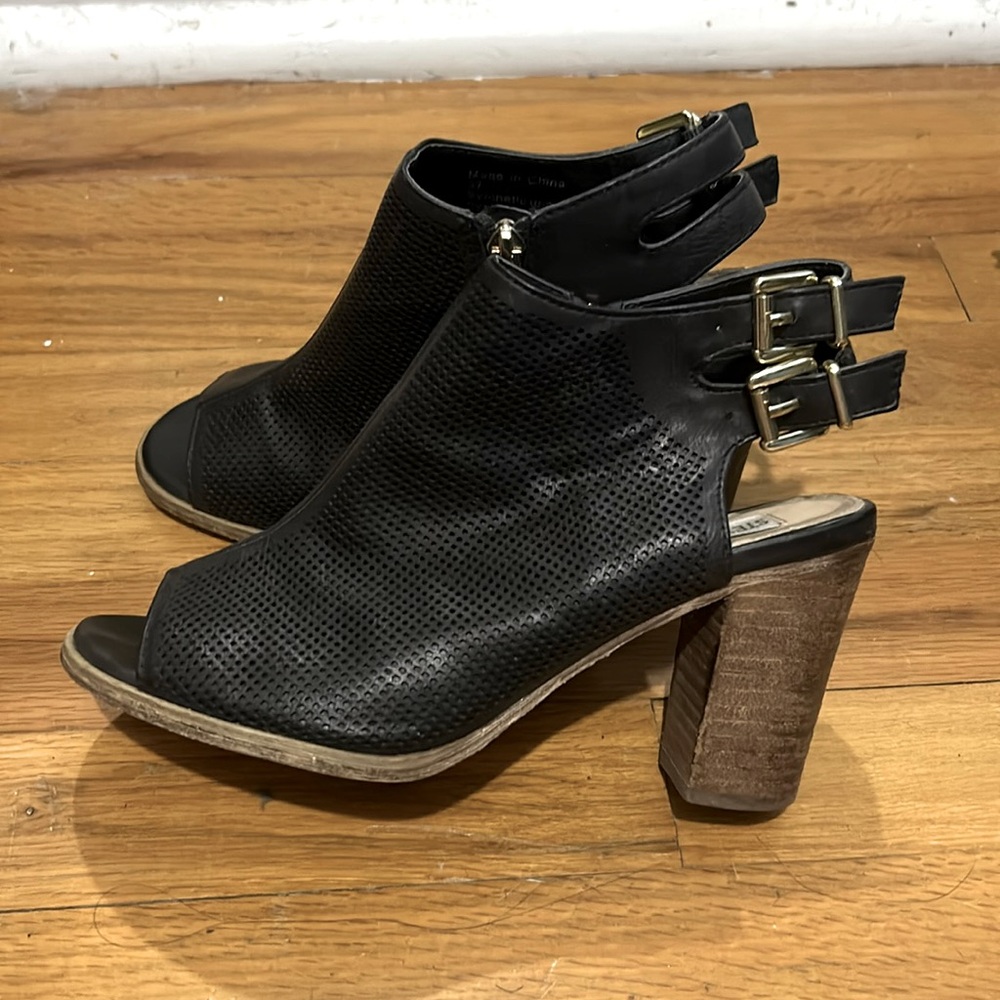 Steve Madden Block Heel Peep Toe Slingbacks